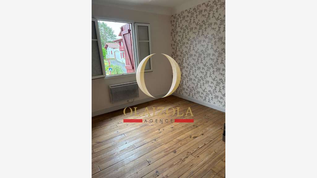 Vente immeuble avec appart et local proche Bidart