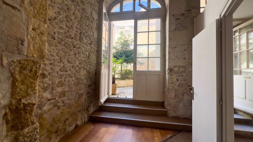Cède Immeuble de caractère 1100m²au coeur de Auch