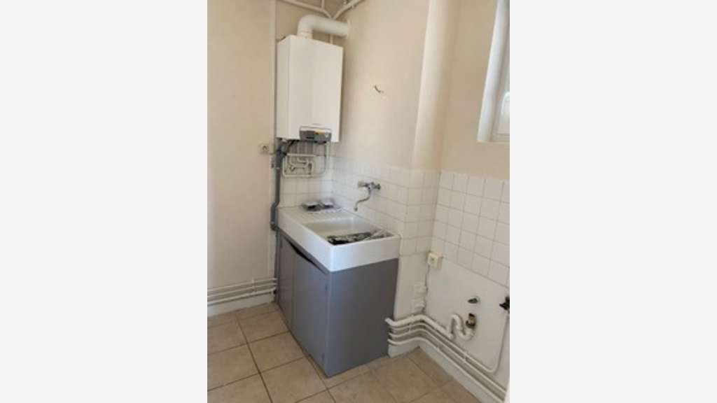 Ensemble immobilier loué à vendre à Autun