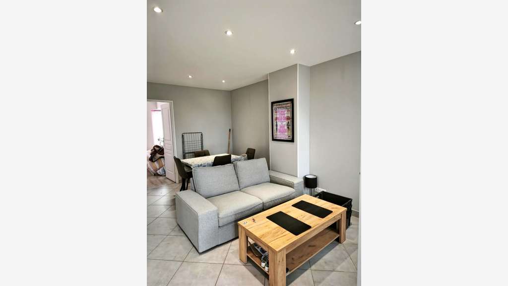 Ensemble immobilier loué à vendre à Autun