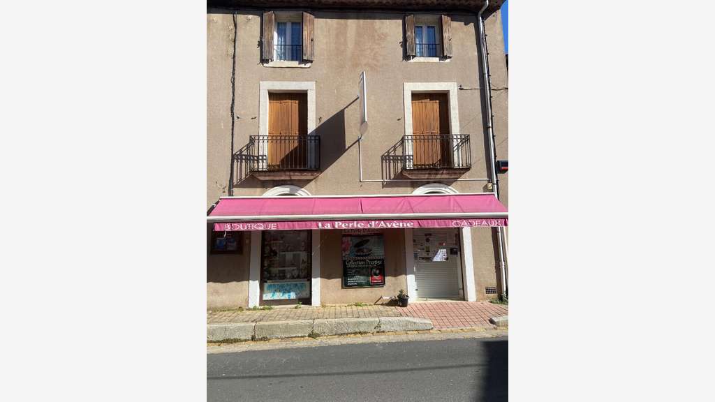 Vends immeuble station thermale d'Avène-les-Bains
