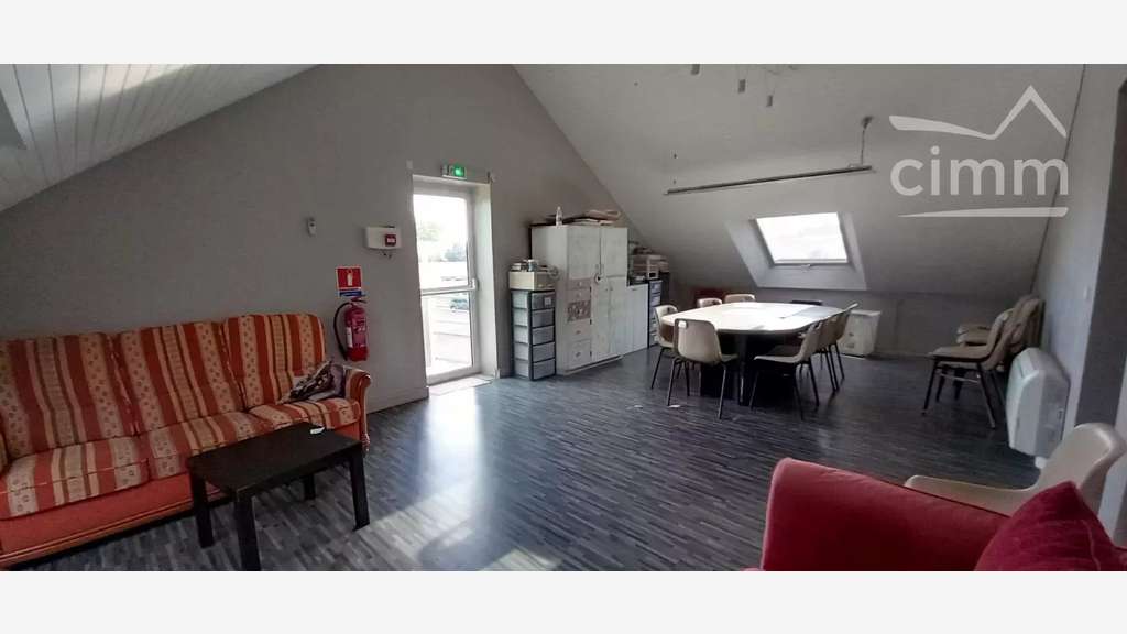 Vente immeuble polyvalent de 263m² à Blois Nord