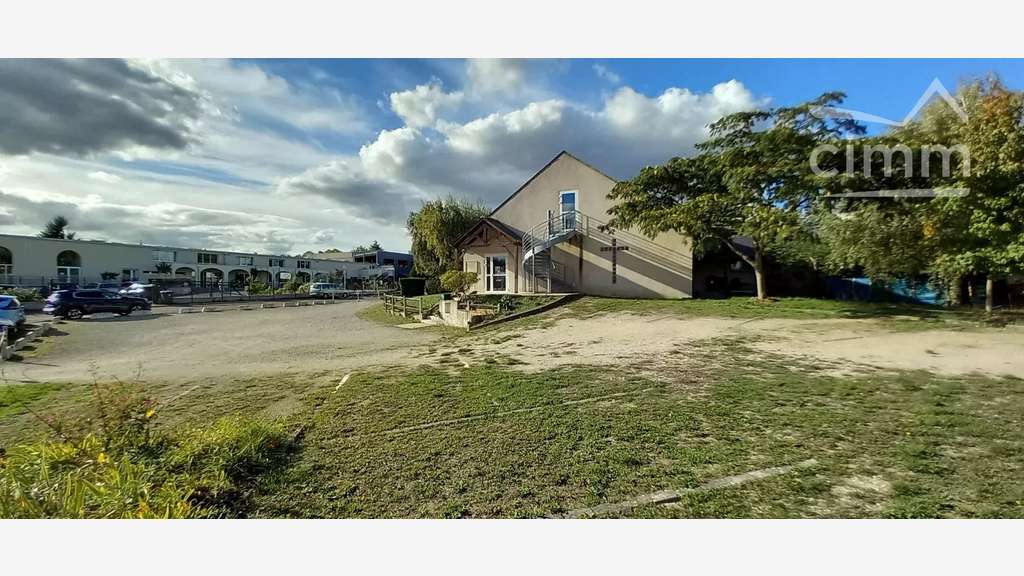 Vente immeuble polyvalent de 263m² à Blois Nord