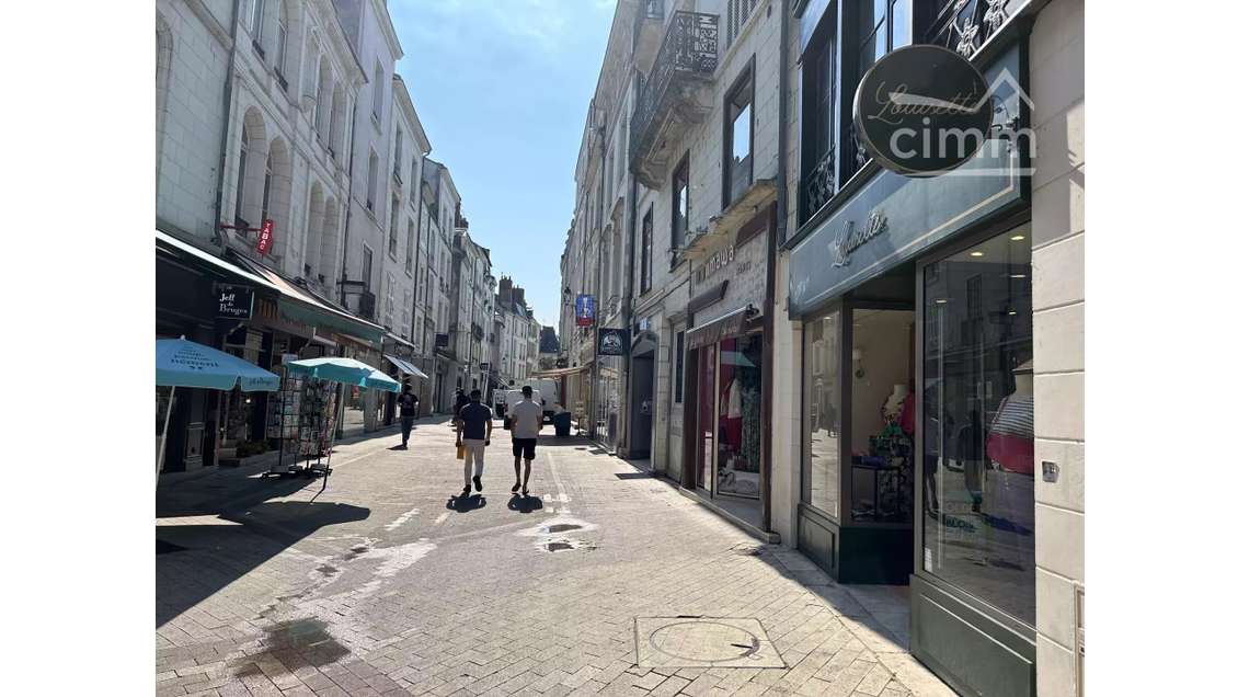 Immeuble commercial à vendre hyper centre de Blois