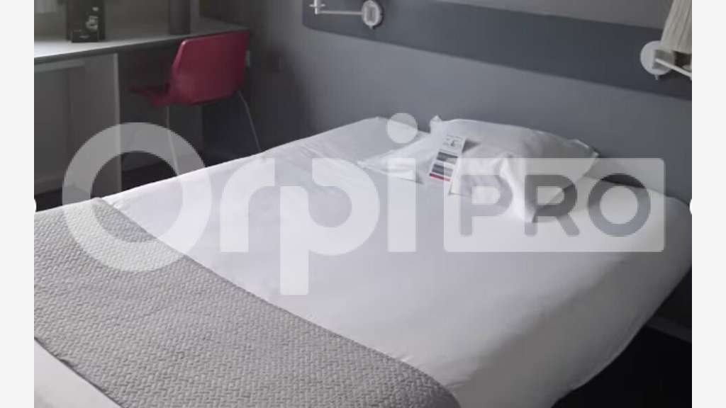 MURS et FONDS HOTEL