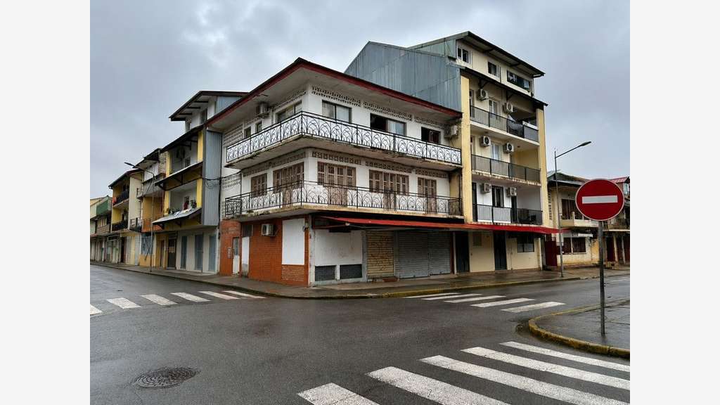 Immeuble de rapport en centre-ville de Cayenne 