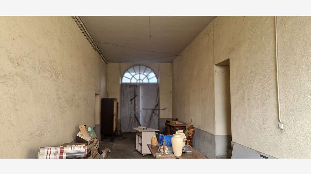 Vente immeuble 352m² à restaurer à Cazaubon (32)