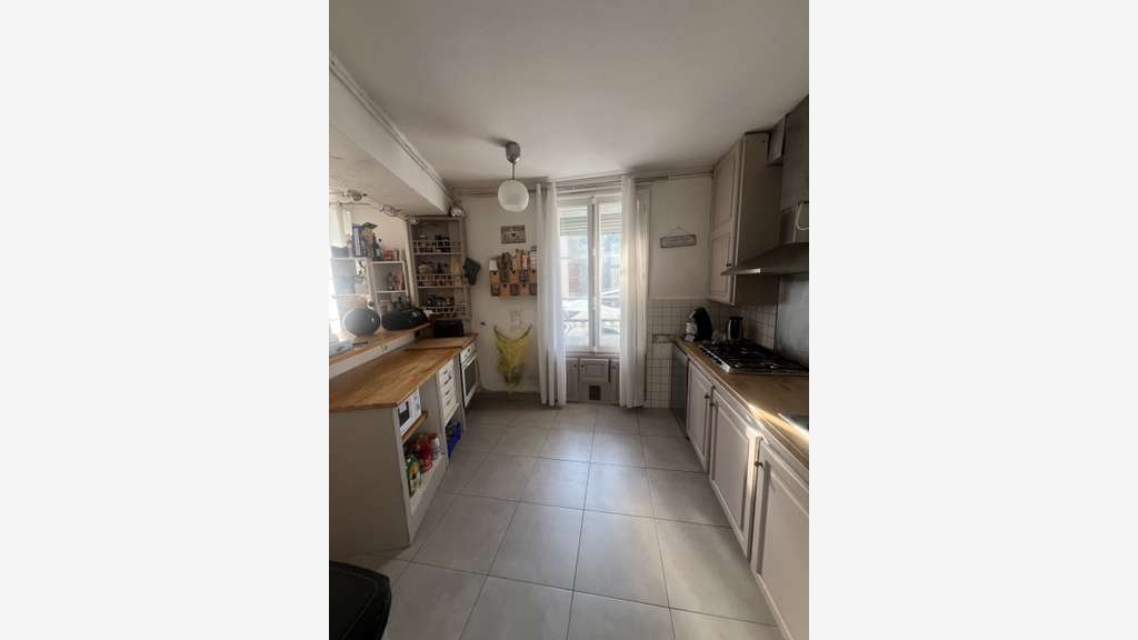 Vente maison 186m² avec revenus locatifs à Cergy