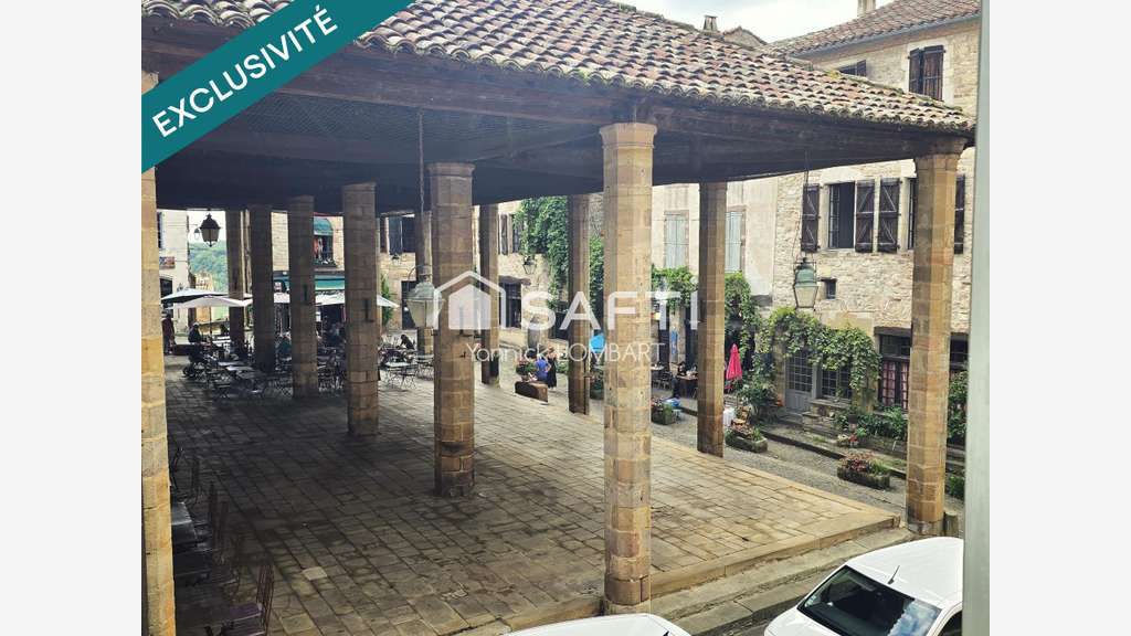 Immeuble (5 apparts) + local commercial à Cordes