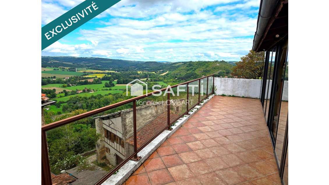 Immeuble (5 apparts) + local commercial à Cordes