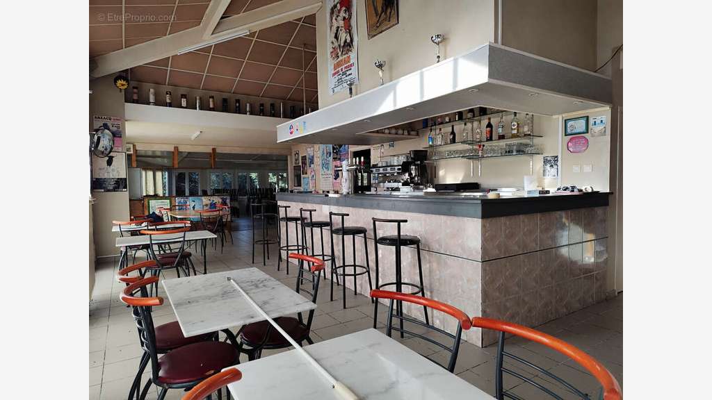 A vendre immeuble sur Dému dans le Gers