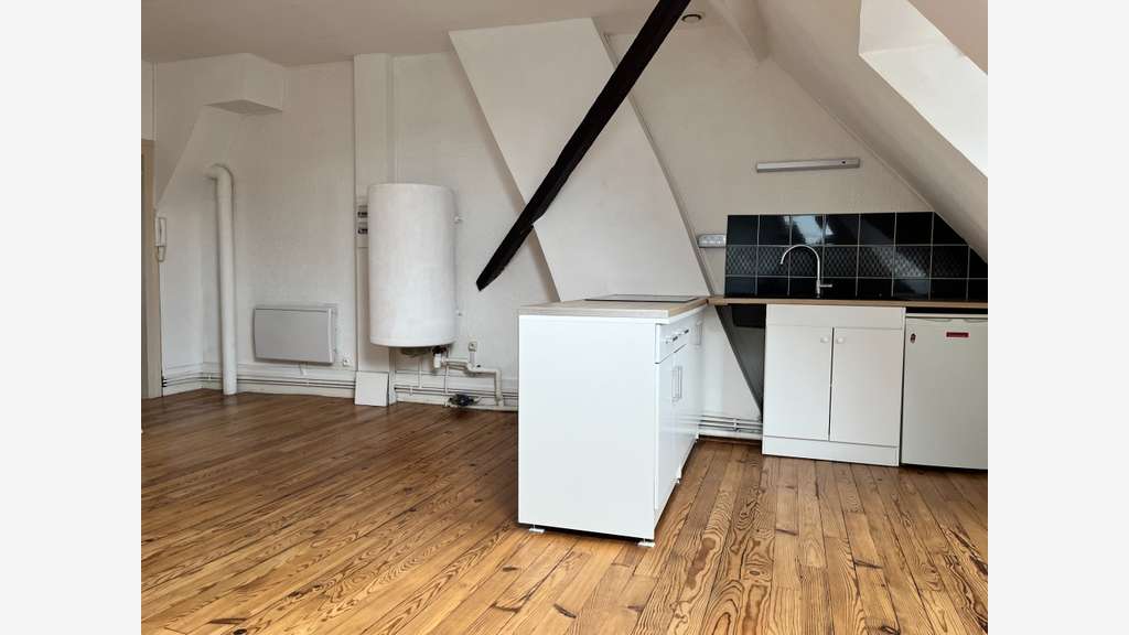 Immeuble mixte de 300m² à vendre à Douai (59)