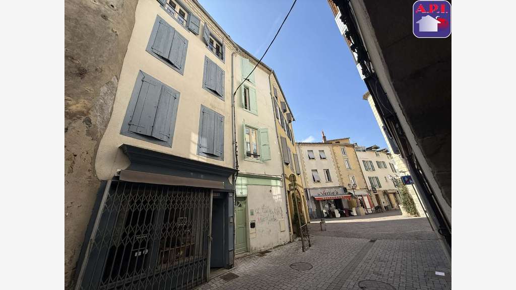 Vente immeuble de rapport en centre-ville de Foix