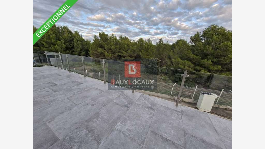 Ensemble immobilier loué à vendre à Fos-sur-Mer