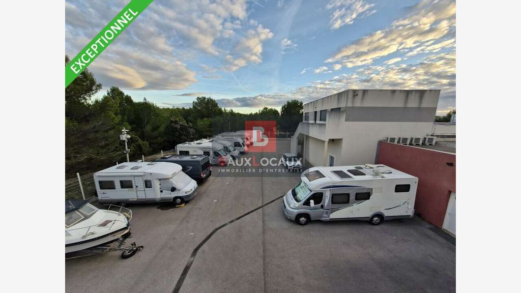 Ensemble immobilier loué à vendre à Fos-sur-Mer