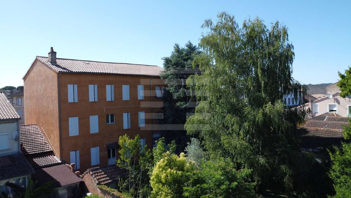 Dans le centre-ville de Gaillac, à proximité de to