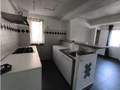 AV immeuble de rapport en centre ville de Gonfaron