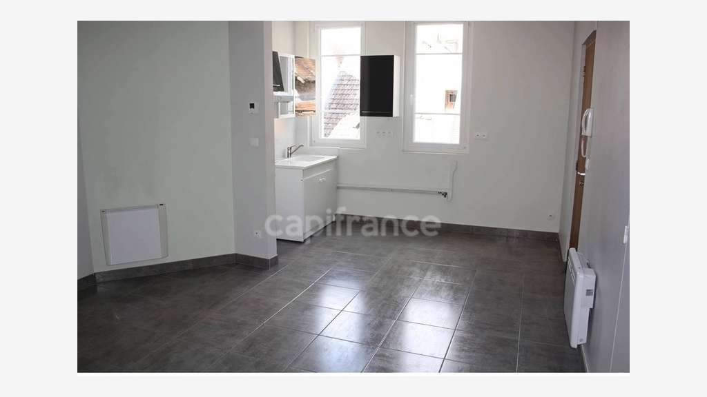 Immeuble de caractère 204m² à vendre à Joigny (89)