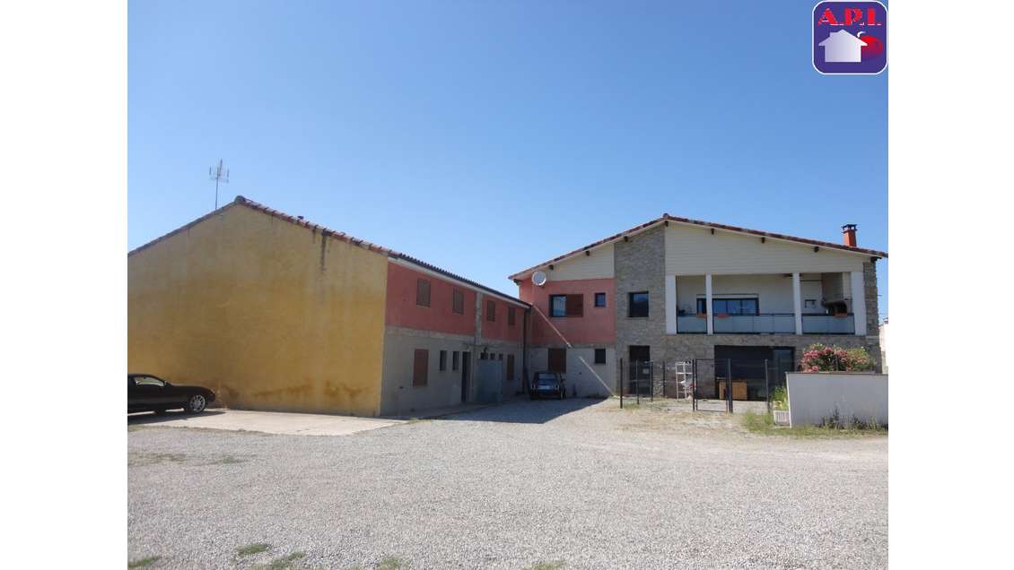 Immeuble proche Mirepoix comprenant 6 lots loués