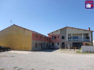 Immeuble proche Mirepoix comprenant 6 lots loués