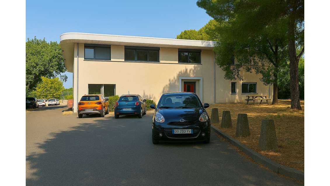 Vends locaux 800m² à La Seyne