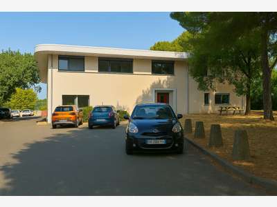 Vends locaux 800m² à La Seyne