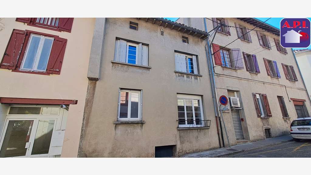 Immeuble de rapport en centre-ville de Lavelanet