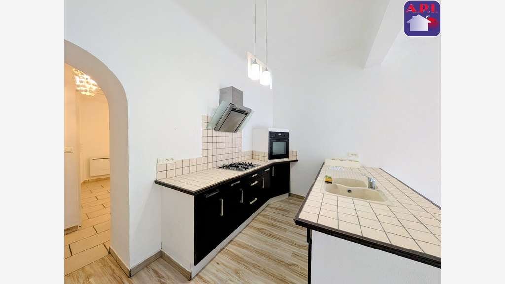 Immeuble de rapport avec terrasse à Lavelanet