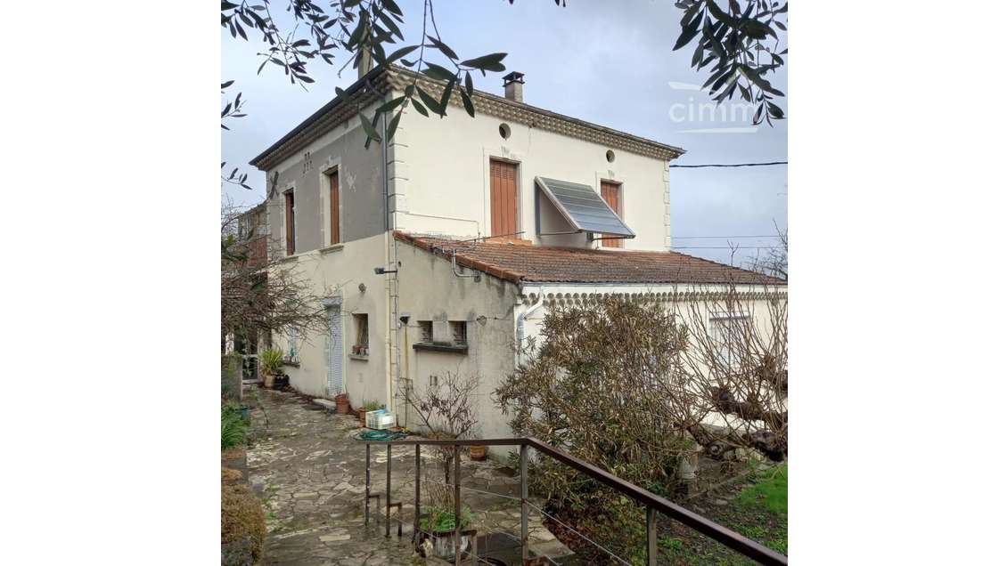 Vente immeuble spécial investisseurs au Teil