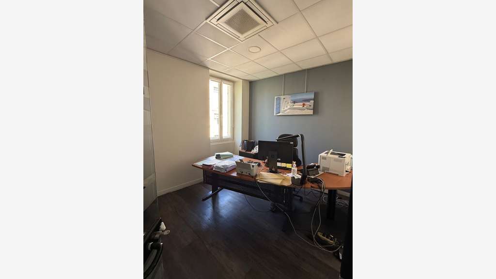 Vente immeuble 187m² Marignane 13700
