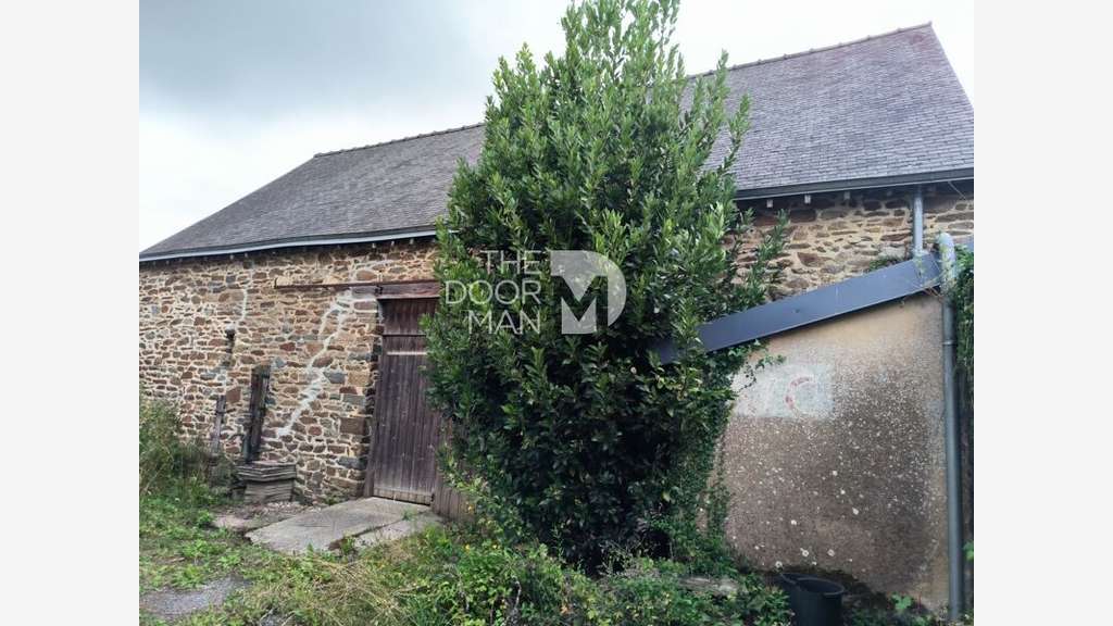 Vente immeuble de 155m² en Mayenne 53100