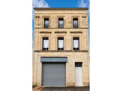 Vente Immeubles commerciaux / Mixtes à Montagne