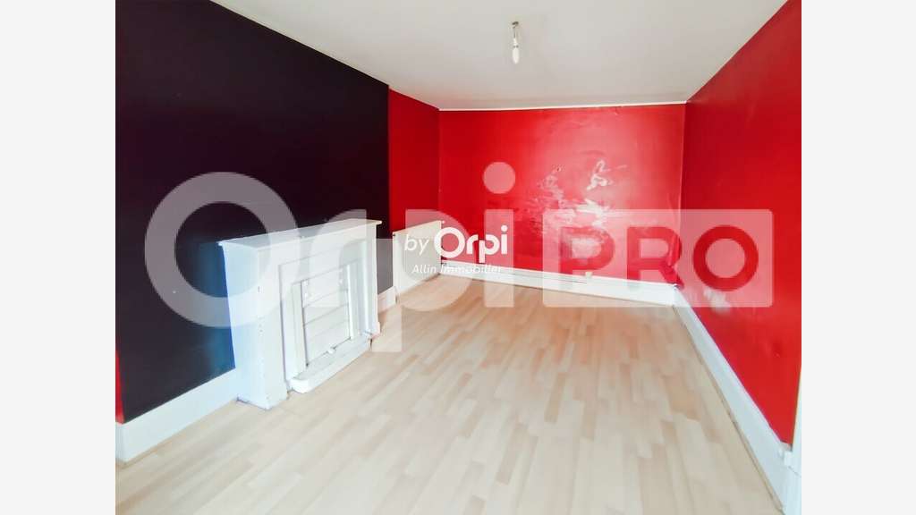 Immeuble de 233m² à vendre à Montluçon centre