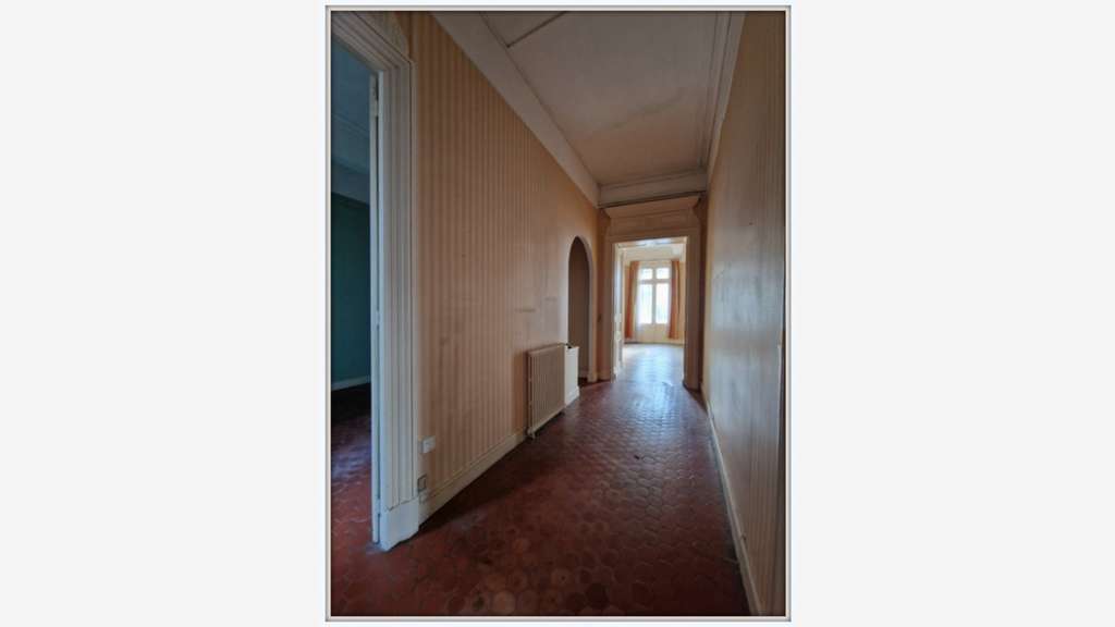 Immeuble ancien de 225m² à vendre à Narbonne (11)