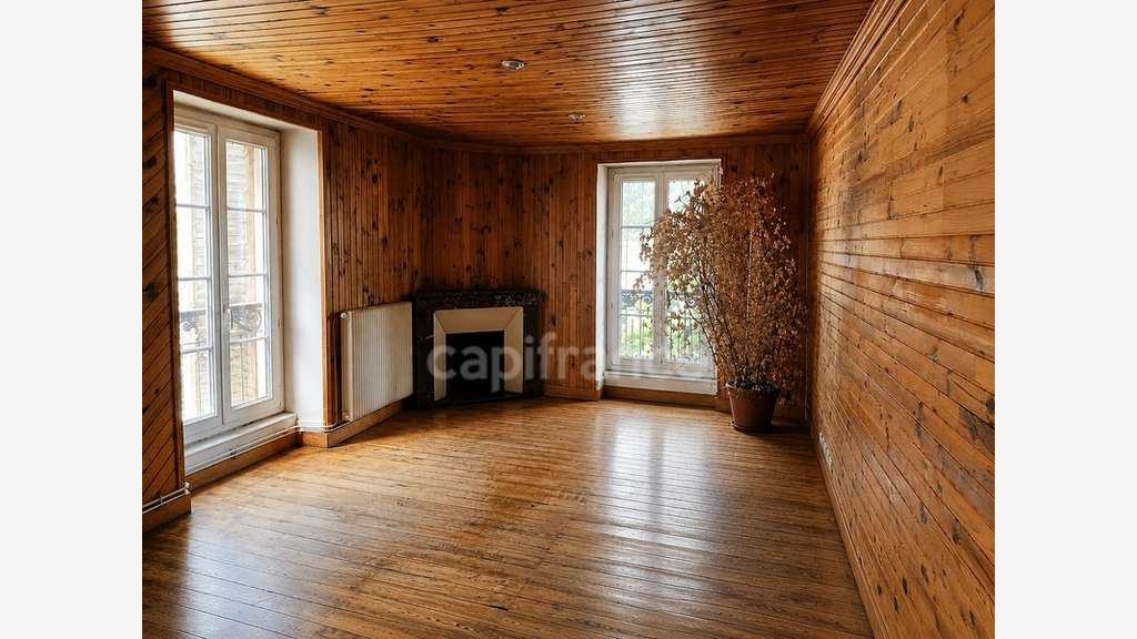 À vendre Immeuble 160m² en hyper centre de Nevers