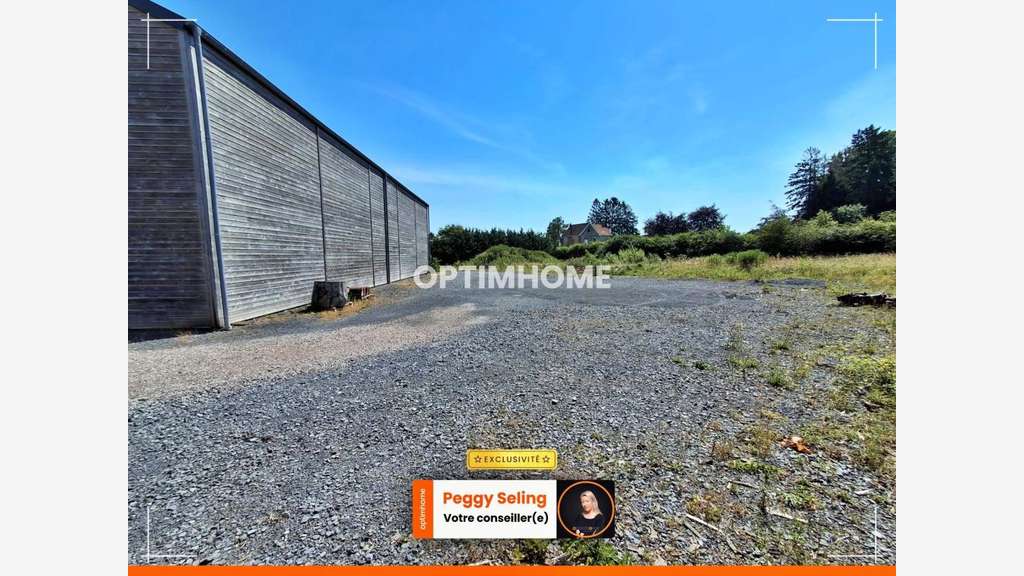 Bâtiment professionnel 375m² à vendre à Ohain (59)