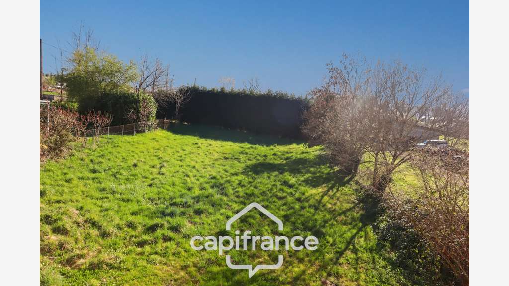 A vendre ensemble immobilier de 856m² à Paslières