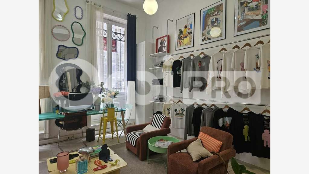 Bureau 80m² RDC secteur central de Bordeaux