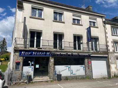 Cède immeuble ancien hôtel 300m² à Plumeliau (56)