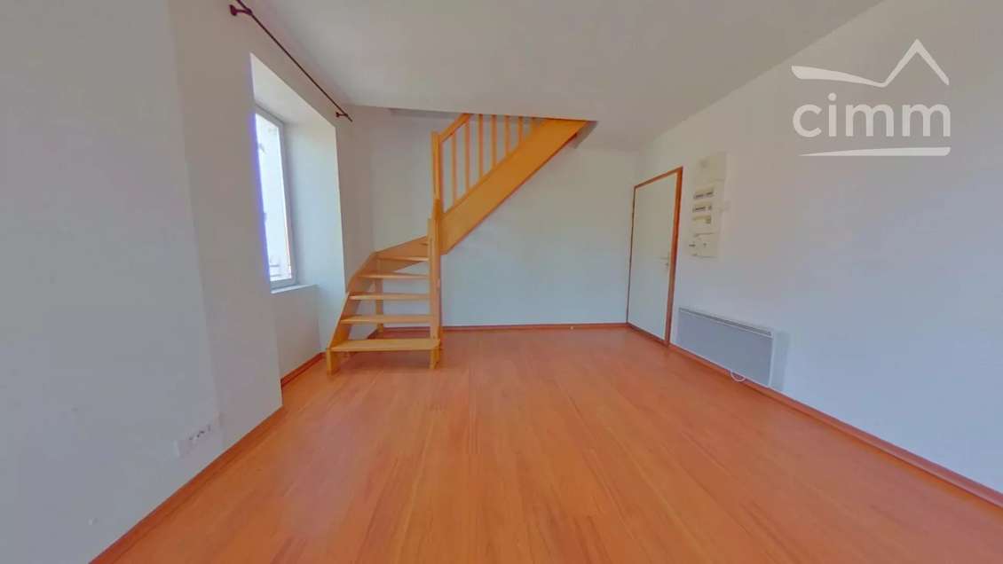 Bien immobilier composé de 5 logements à Rouvray