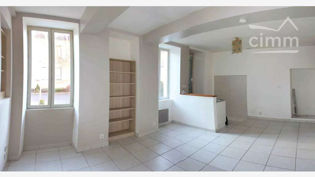 Bien immobilier composé de 5 logements à Rouvray