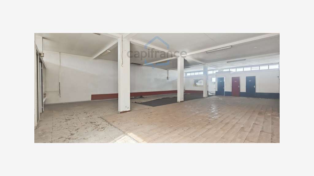 Immeuble 330m² hyper centre Saint-Benoît