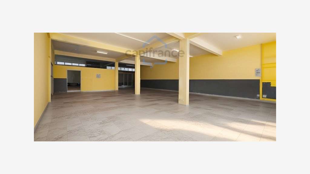 Immeuble 330m² hyper centre Saint-Benoît