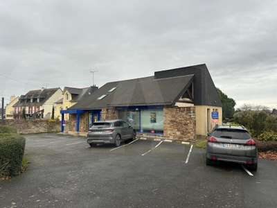 Vente local bureaux  230m² à Saint-Brieuc