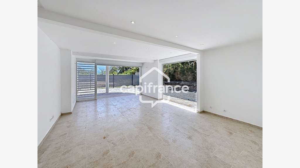 Immeuble de 529m² à vendre à Saint François (971)