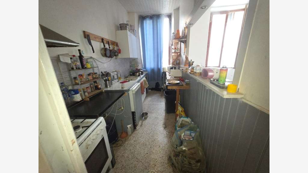 AV immeuble de 98m² à Saint Hippolyte du Fort