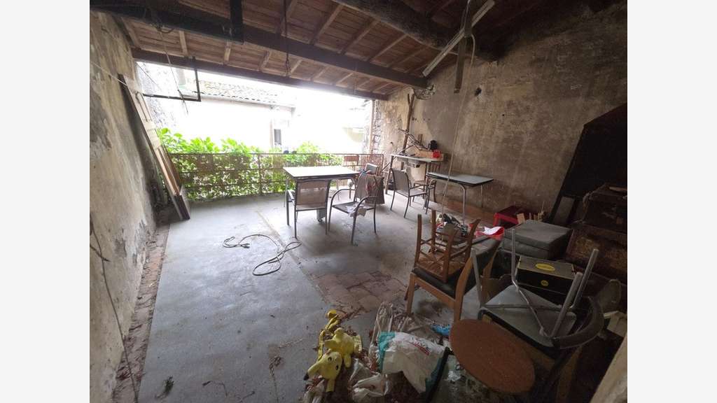 AV immeuble de 98m² à Saint Hippolyte du Fort