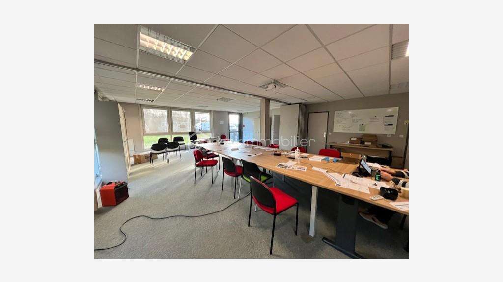 Bâtiment pro 800m² 24 bureaux Metz Technopôle