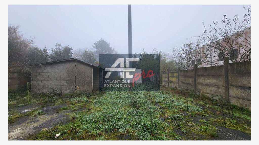 AV immeuble mixte 307m² zone prisée Saint-Nazaire