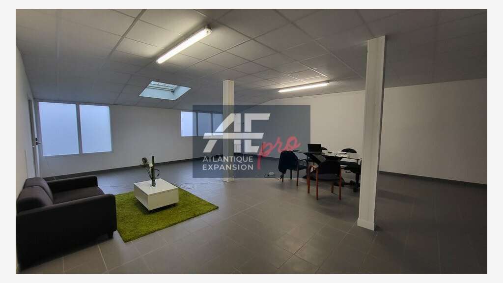 AV immeuble mixte 307m² zone prisée Saint-Nazaire